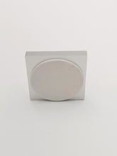 Cargar imagen en el visor de la galería, Tirador de aluminio adhesivo NOVA.