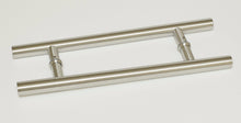 Cargar imagen en el visor de la galería, Tirador doble de acero inoxidable para puerta de madera o cristal. - accesorios para puertas