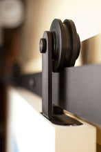 Cargar imagen en el visor de la galería, Kit Rustic Top de acero negro para puertas de hasta 80kg - accesorios para puertas