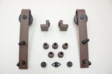 Cargar imagen en el visor de la galería, Kit Puerta Corredera Rustic 80 Marrón para puertas de hasta 80kg - accesorios para puertas
